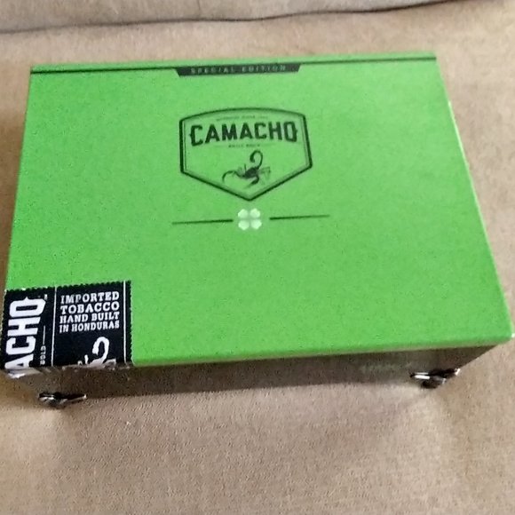 Suenos de Saundra Upcycled Rare Camacho Cigar Box Storage/ Stash Box - Picture 9 of 9